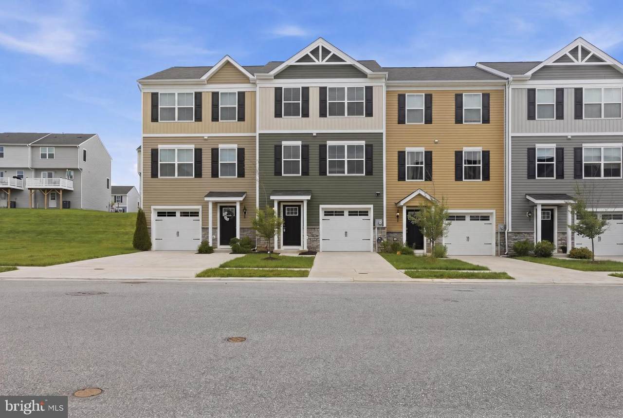 344 Crimson Avenue - Photo 1