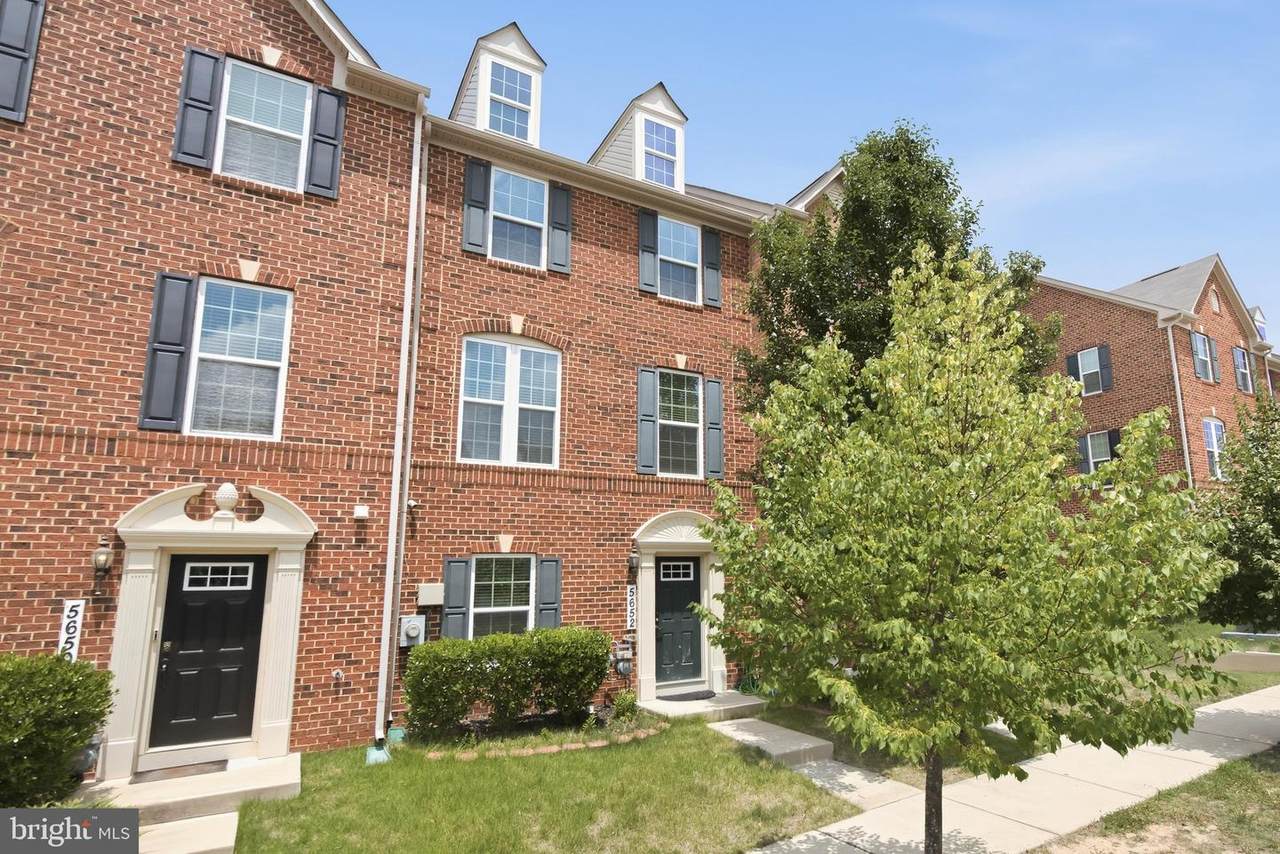 5652 Barnstormers Lane - Photo 1