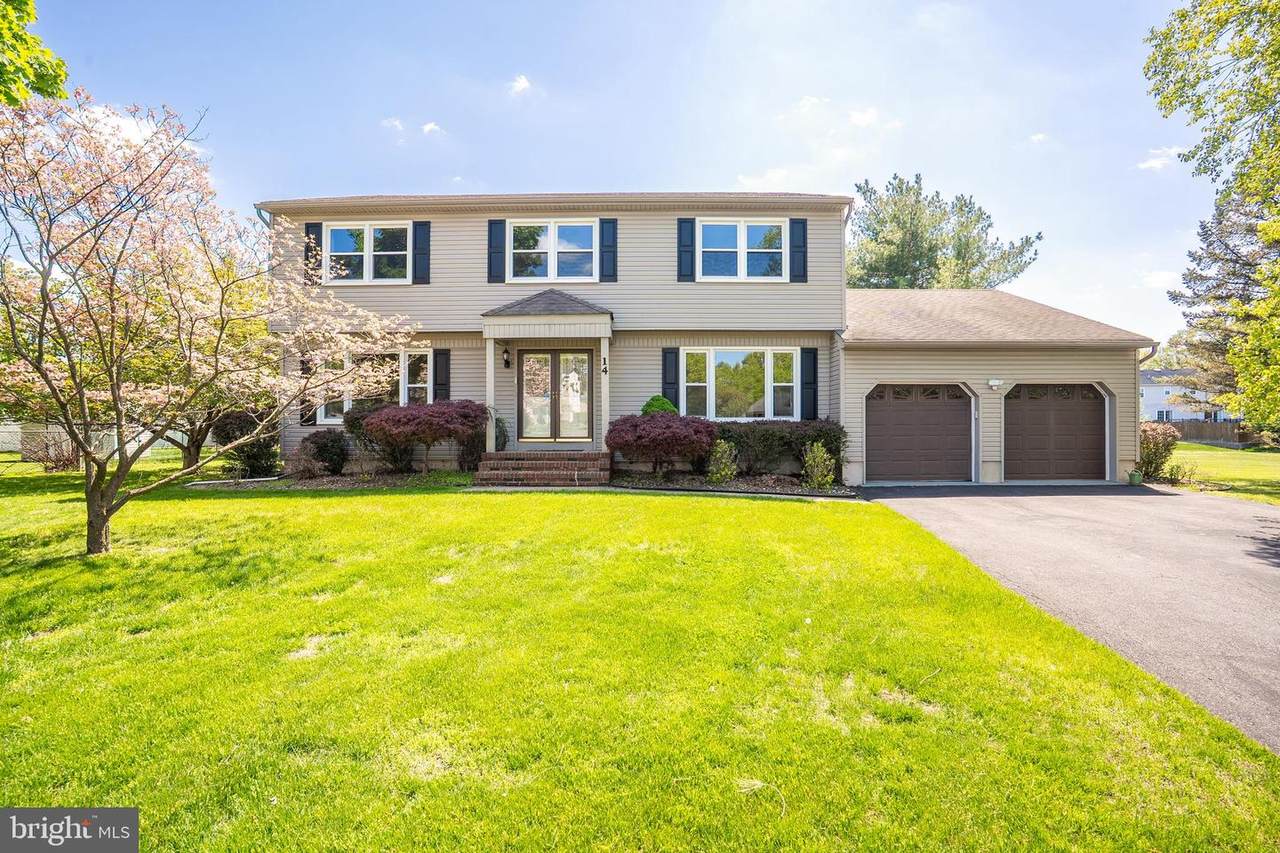 14 Dov Place - Photo 1