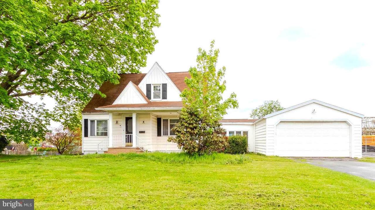 1307 Pine Street - Photo 1
