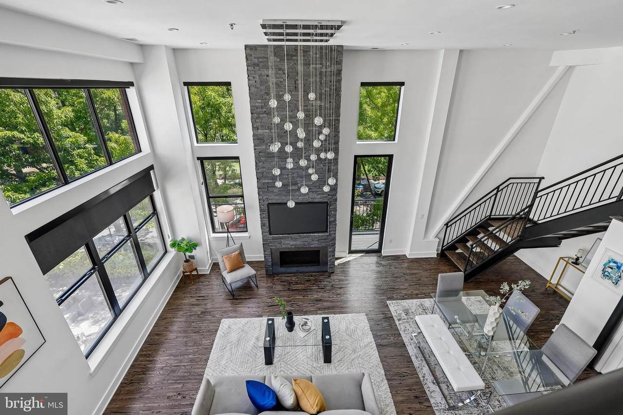1111 W Street - Photo 1
