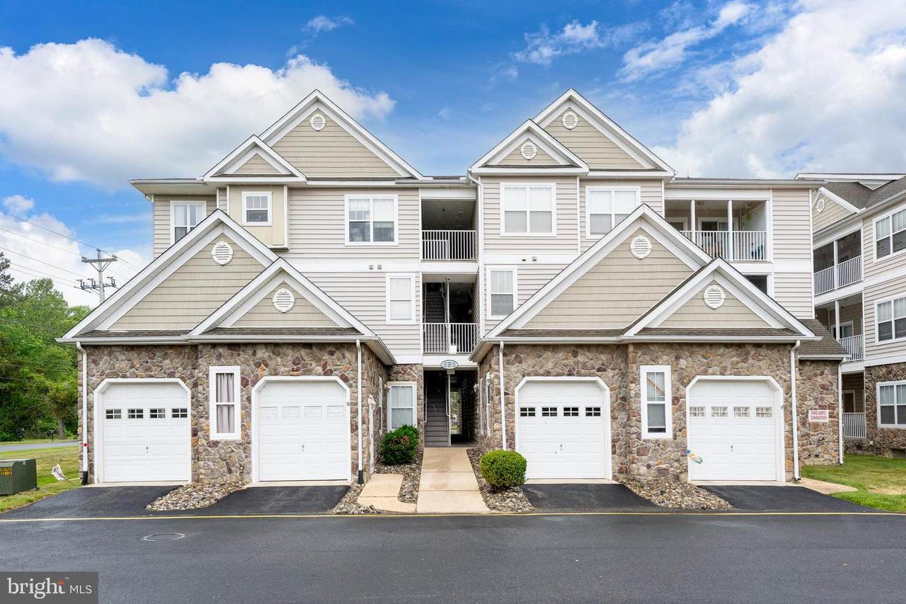 4502 Summer Brook Way - Photo 1