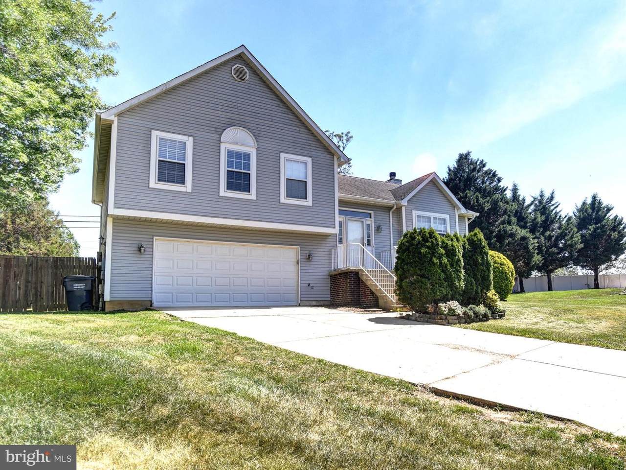 10389 Chamberlin Court - Photo 1