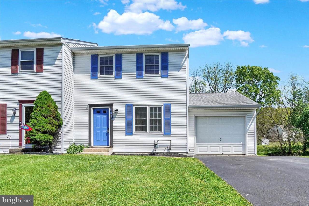 1911 Pin Oak Drive - Photo 1