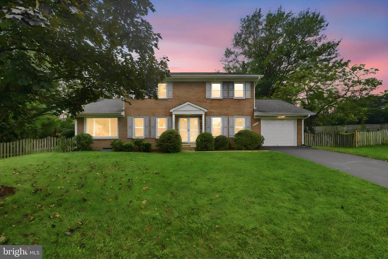 1301 Lopp Court - Photo 1