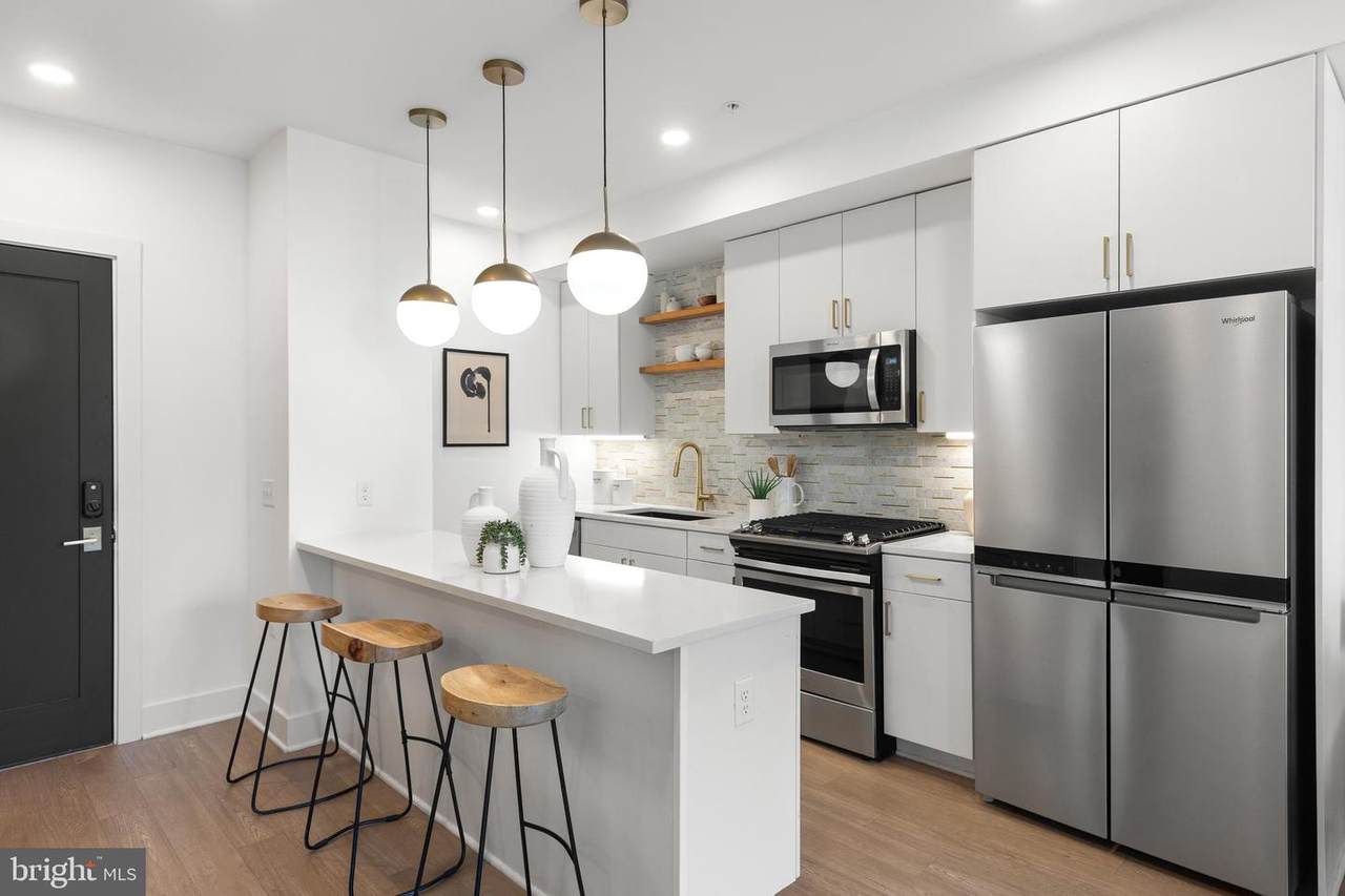 410 Rhode Island Avenue - Photo 1