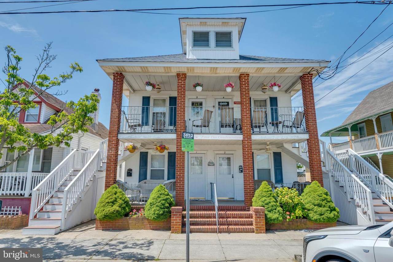 210-UNIT 3 E. Hand Avenue - Photo 1