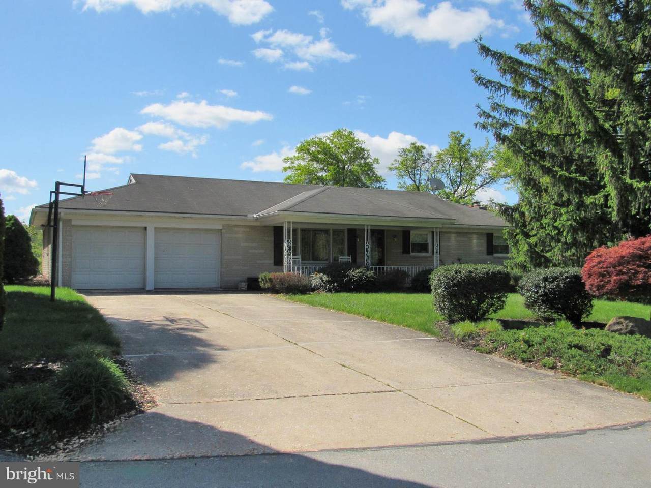 2013 Black Oak Drive - Photo 1