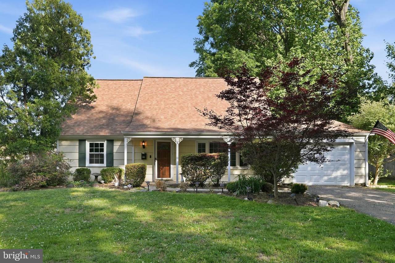 3007 Twisting Lane - Photo 1