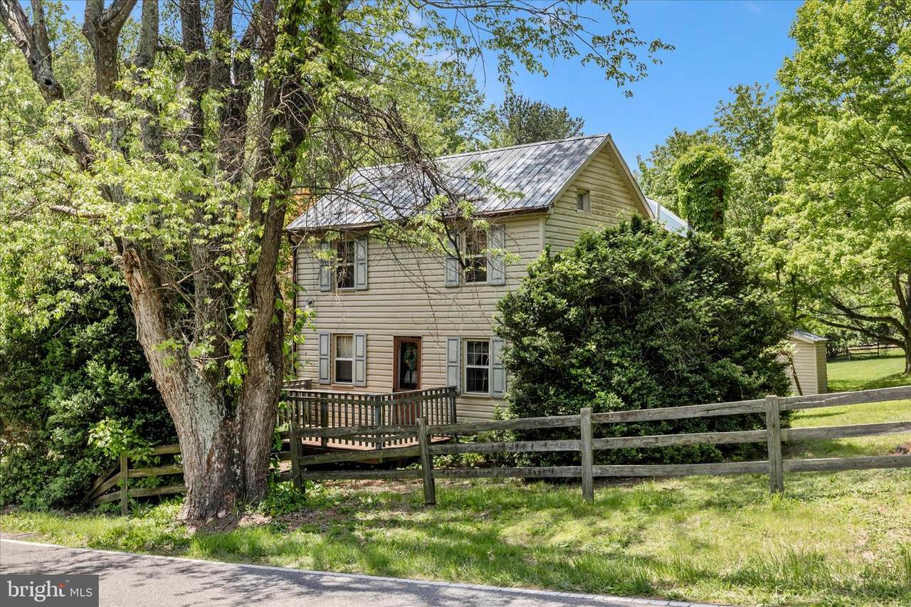 3020 Chestnut Grove Road - Photo 1