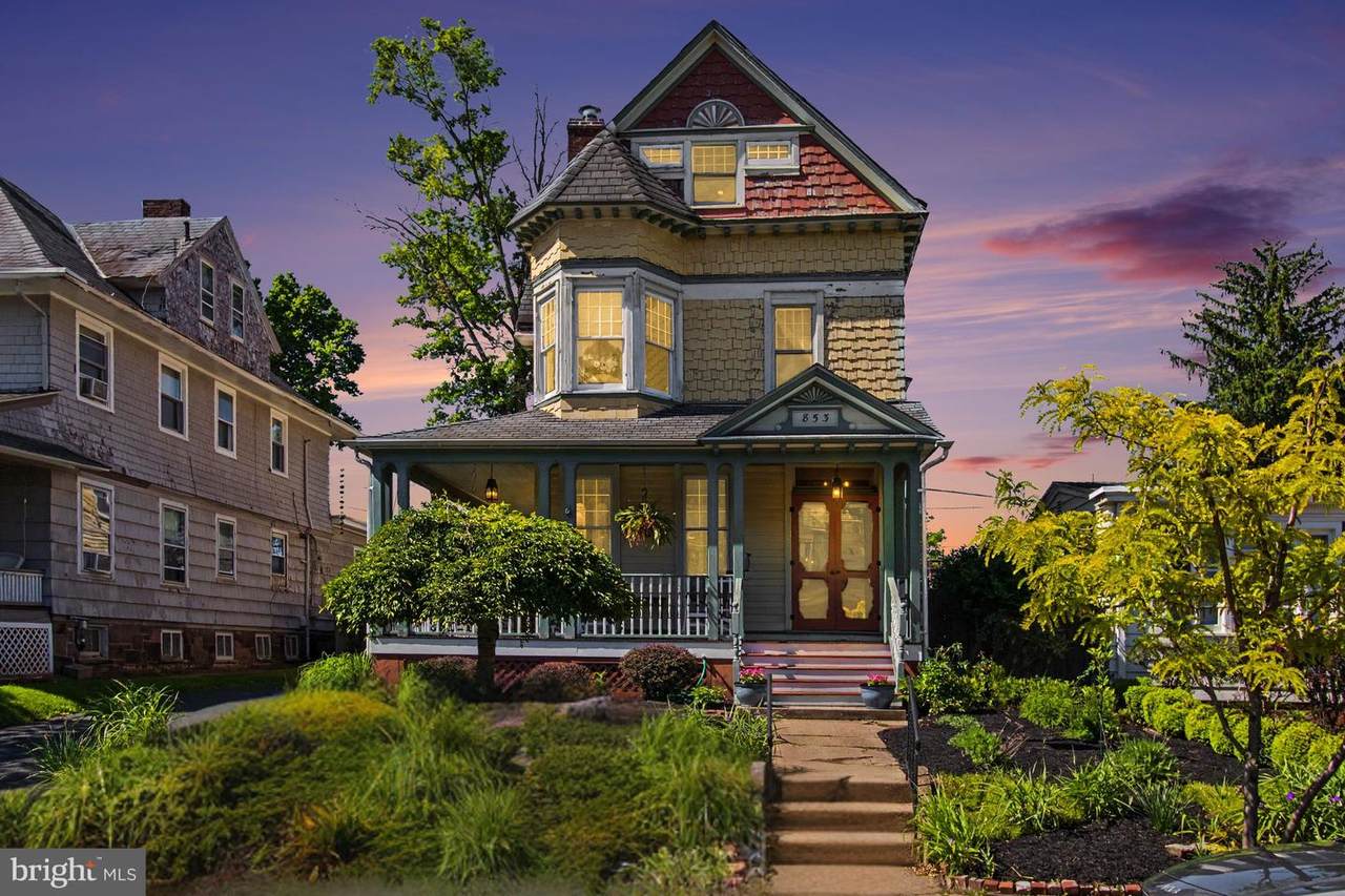853 Berkeley Avenue - Photo 1