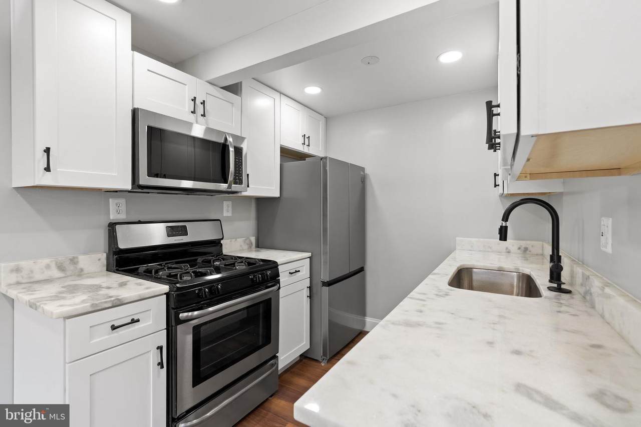 1709 Dutch Village Drive - Photo 1