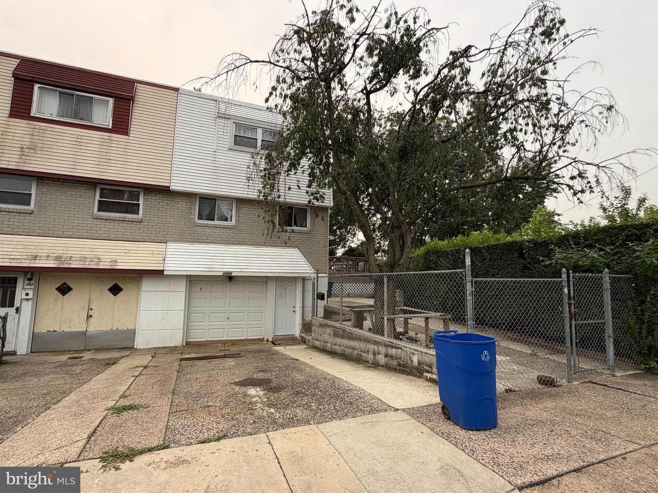 2867 Sebring Road - Photo 1