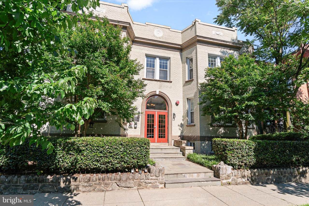 1929 1ST Street - Photo 1