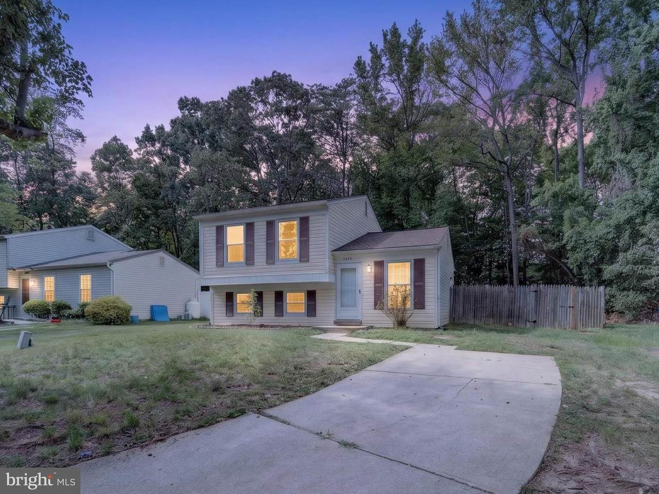 2465 Yarmouth Court - Photo 1
