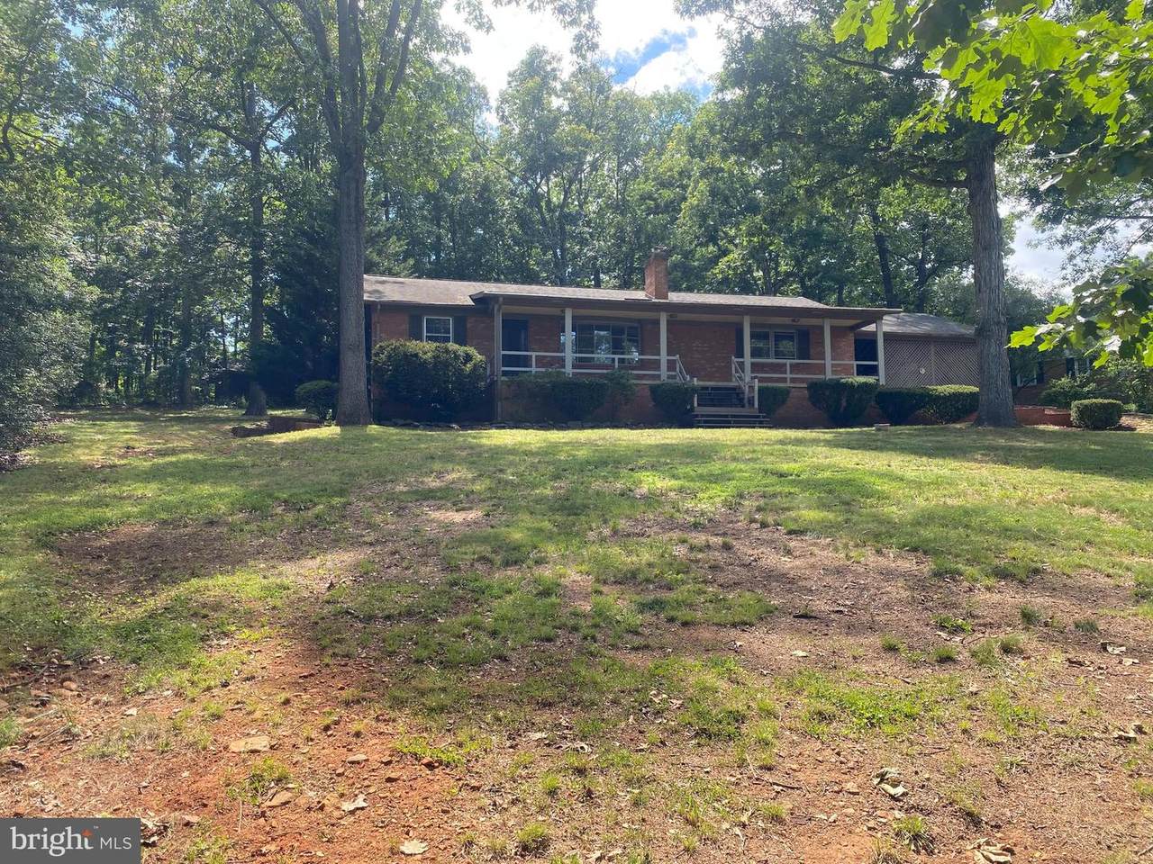213 Forest Hills Drive - Photo 1