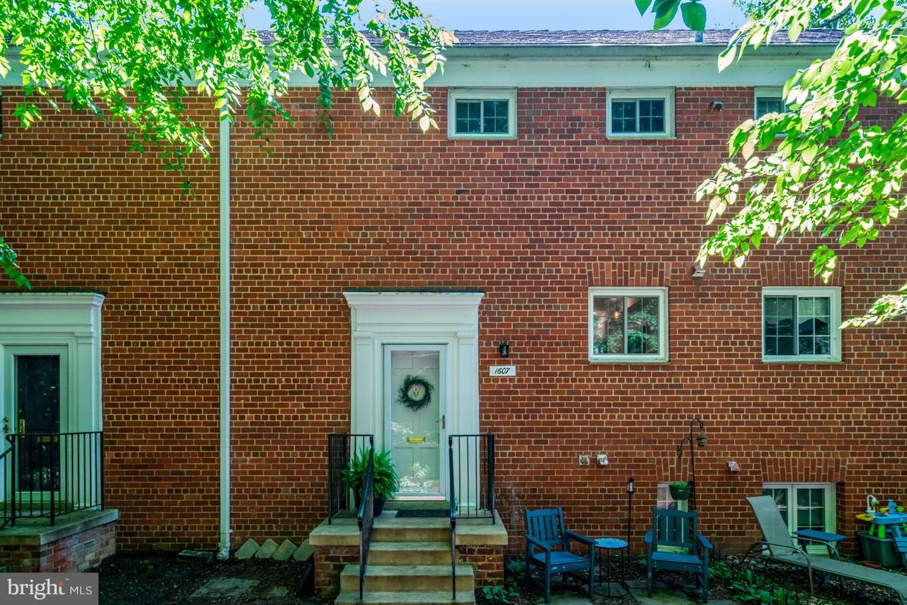 1607 Preston Road - Photo 1