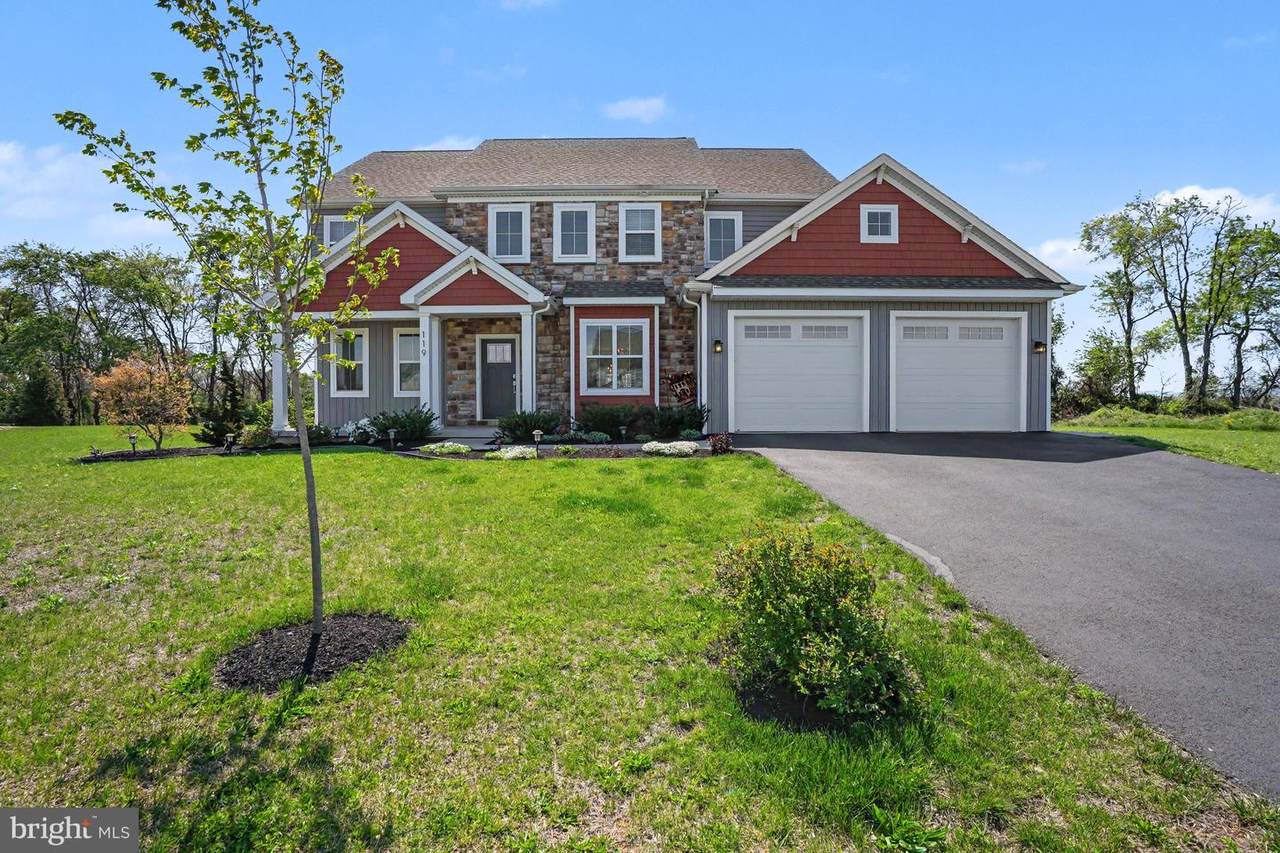 119 Steven Drive - Photo 1