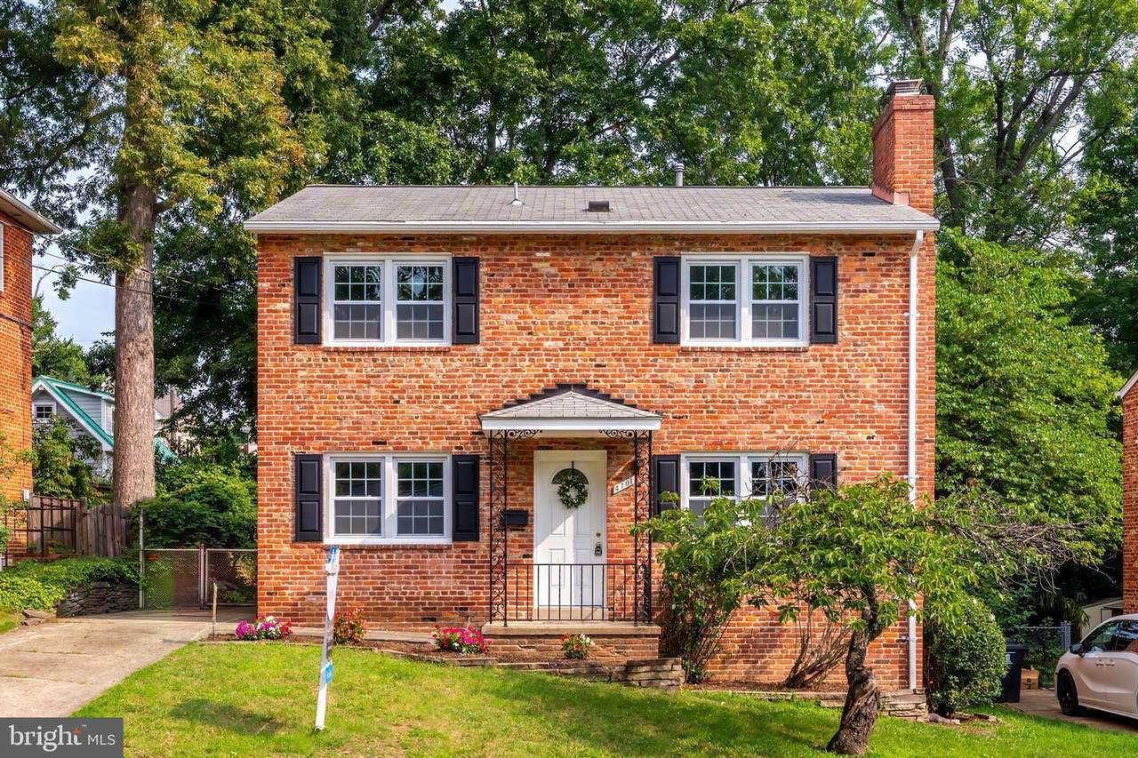 4701 9TH Street - Photo 1