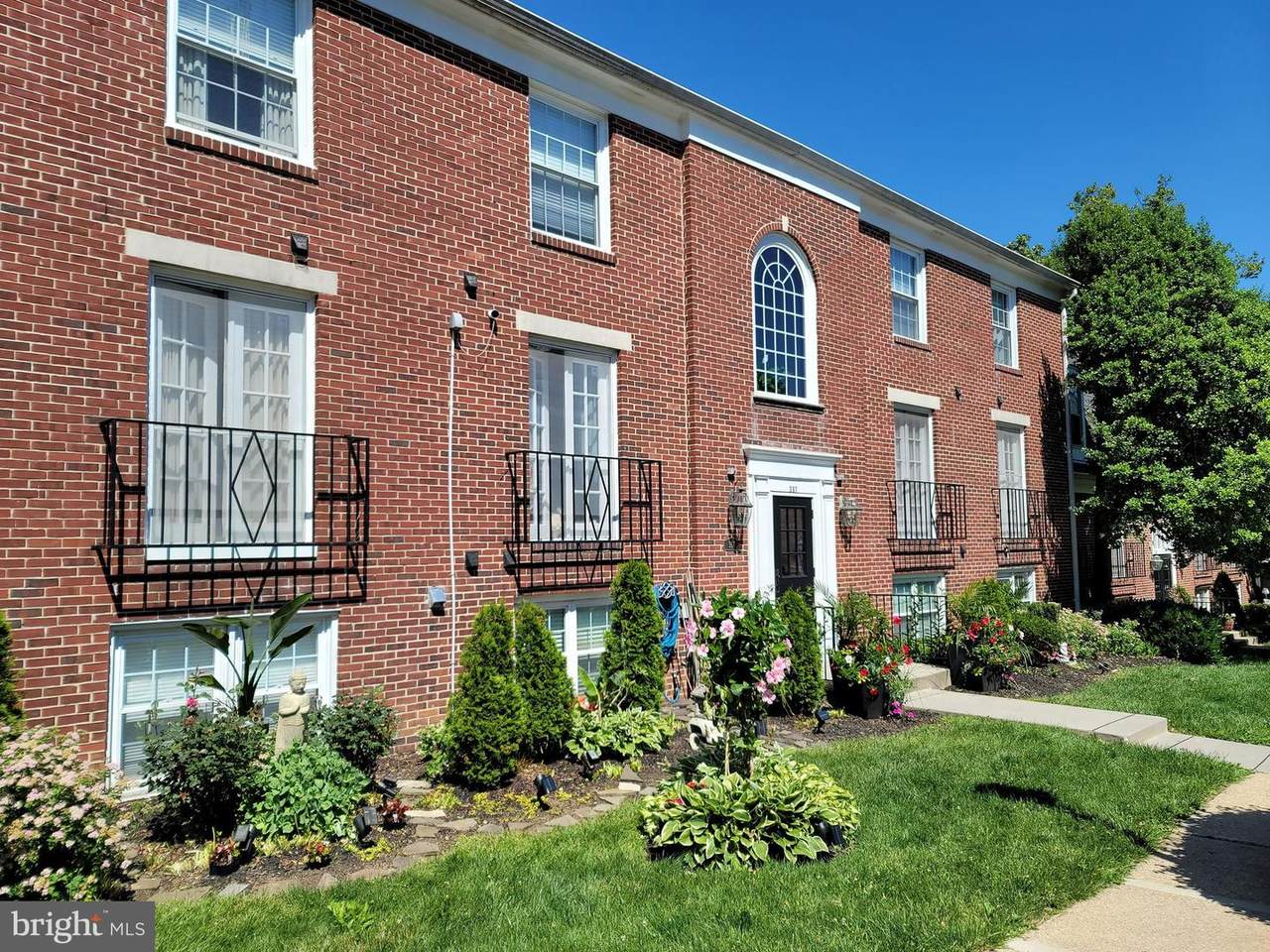 367 Homeland Southway - Photo 1