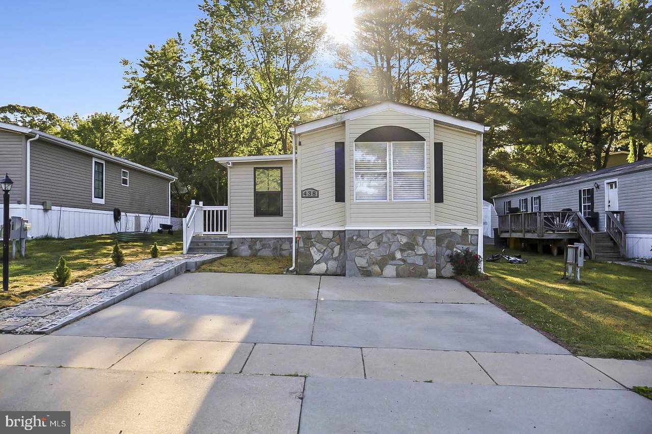 438 Sarah Anne Drive - Photo 1