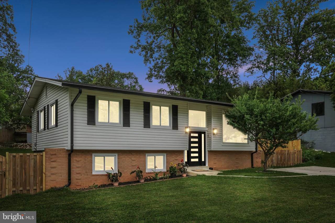 13710 Arctic Avenue - Photo 1