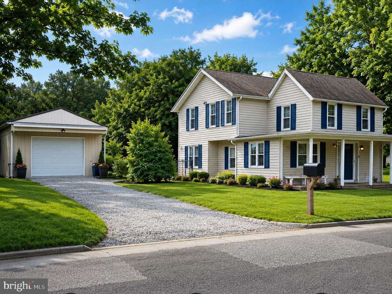 1309 Pleasant Drive - Photo 1
