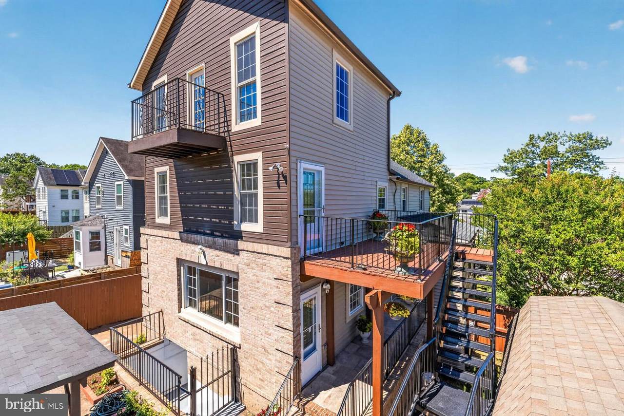 4037 22ND Street - Photo 1