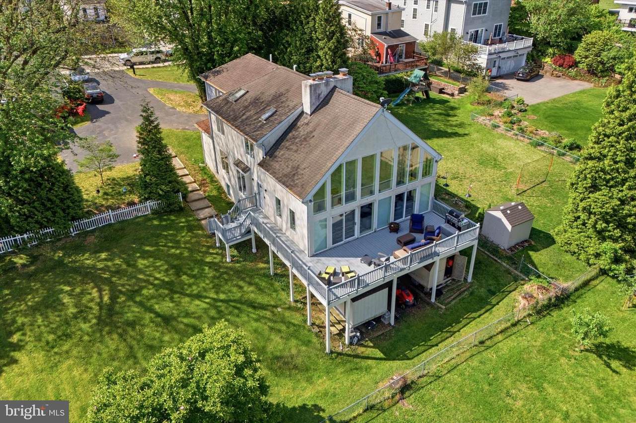 219 Jefferson Street - Photo 1