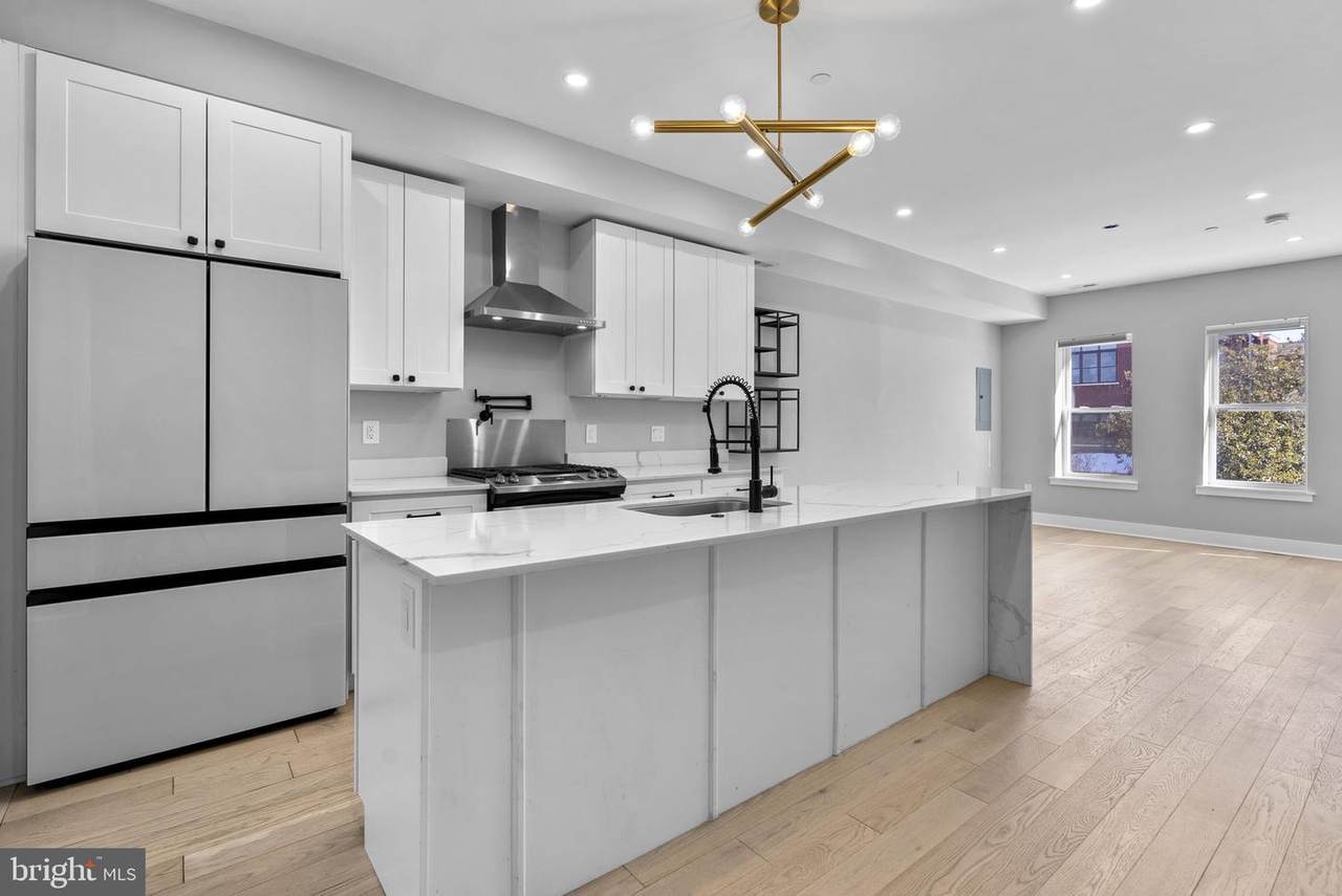 3572 13TH Street - Photo 1
