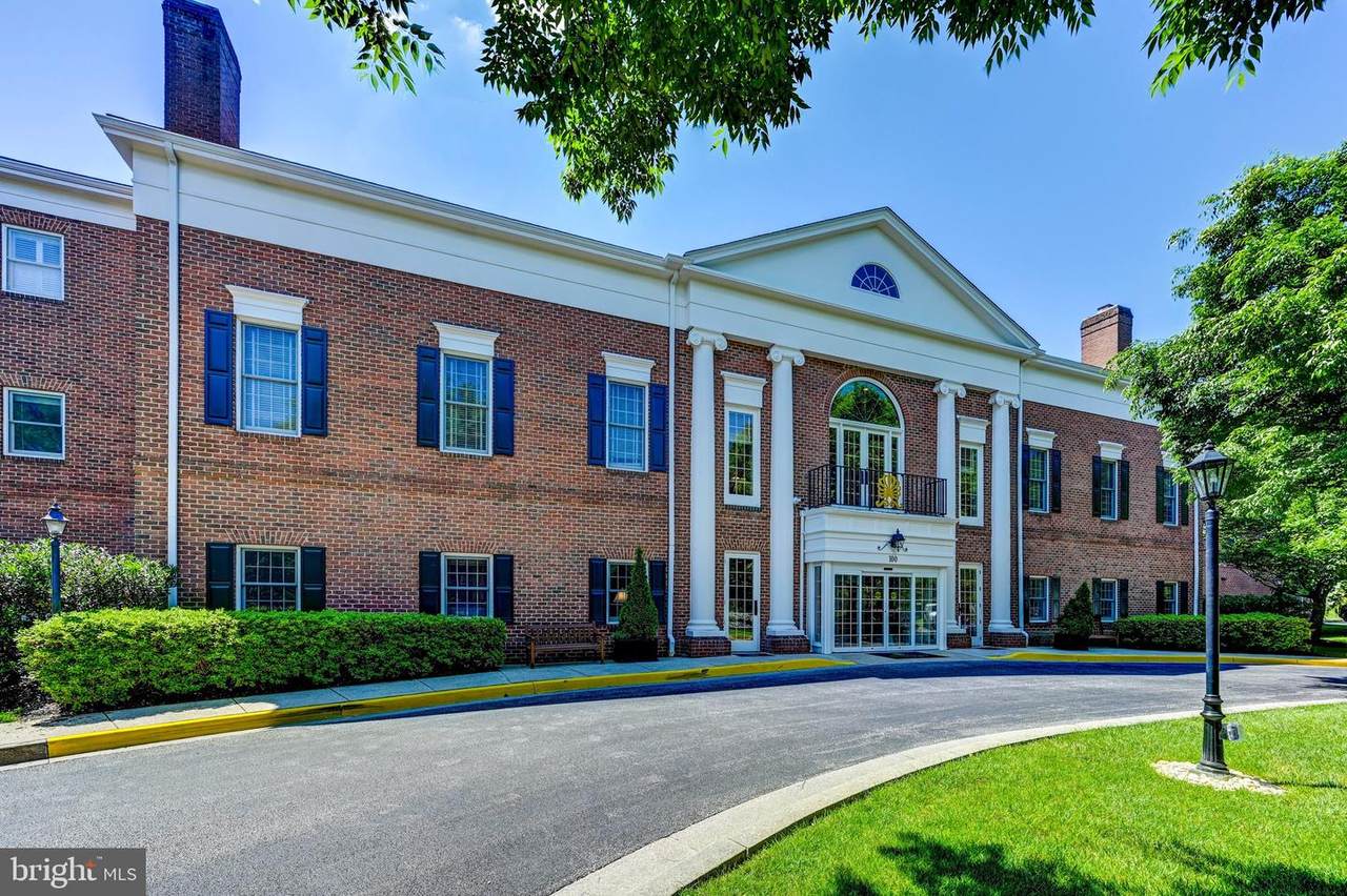 210 Brightwood Club Drive - Photo 1