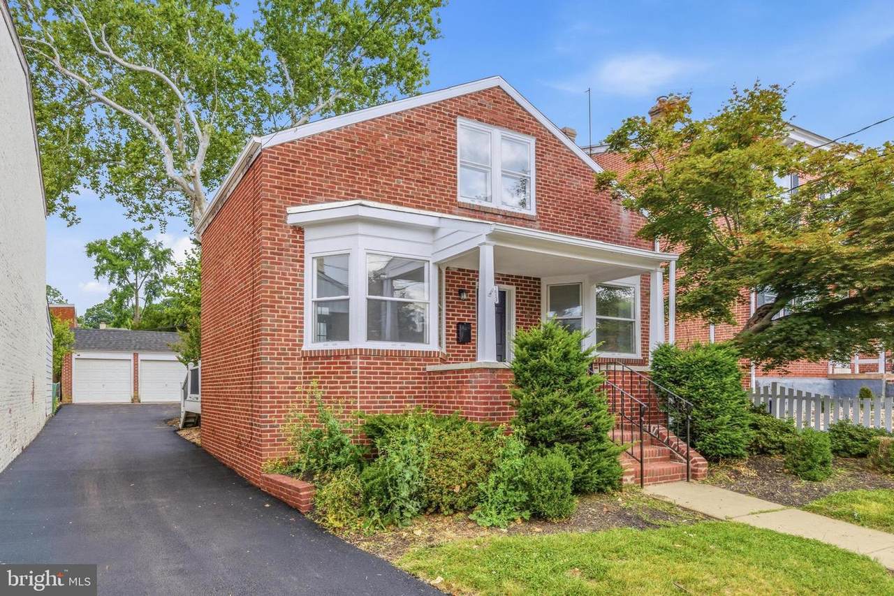 1413 Riverview Avenue - Photo 1