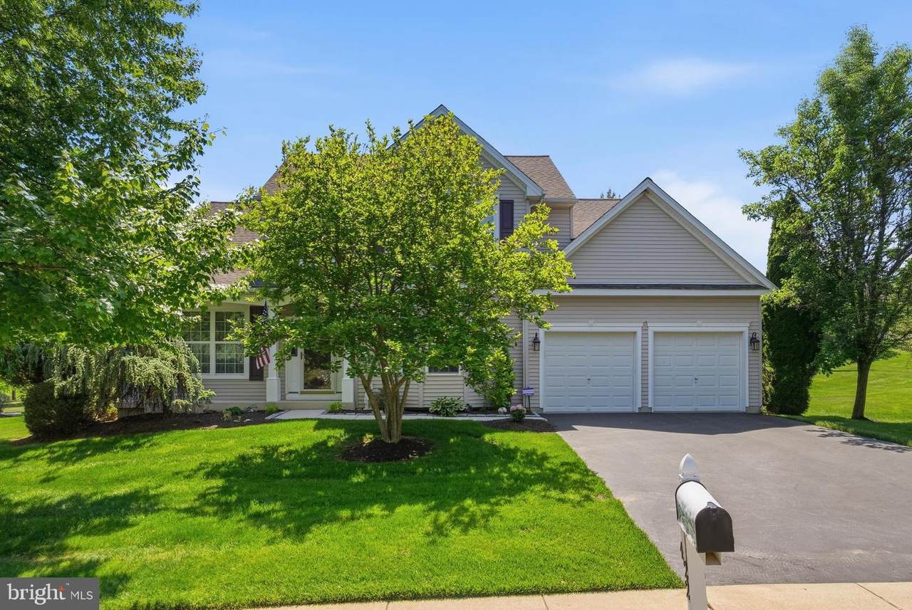 422 Westview Drive - Photo 1