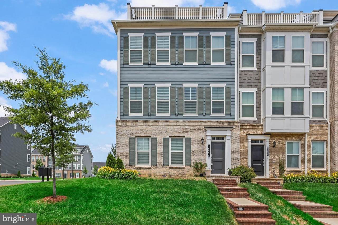 1680 Dunnington Place - Photo 1