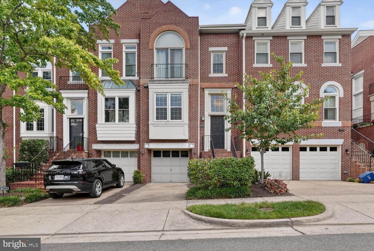 3903 Courtland Circle - Photo 1