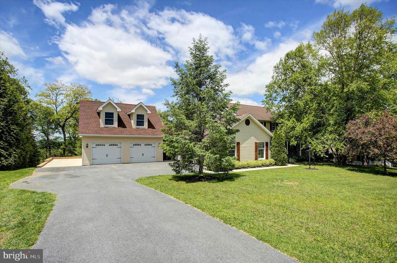 11459 Valleywood Drive - Photo 1