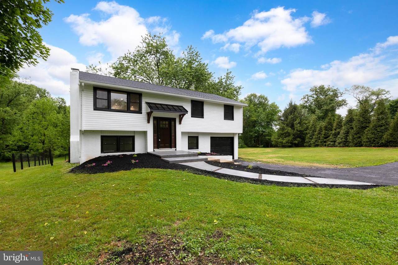 11 Prince Edwards Drive - Photo 1