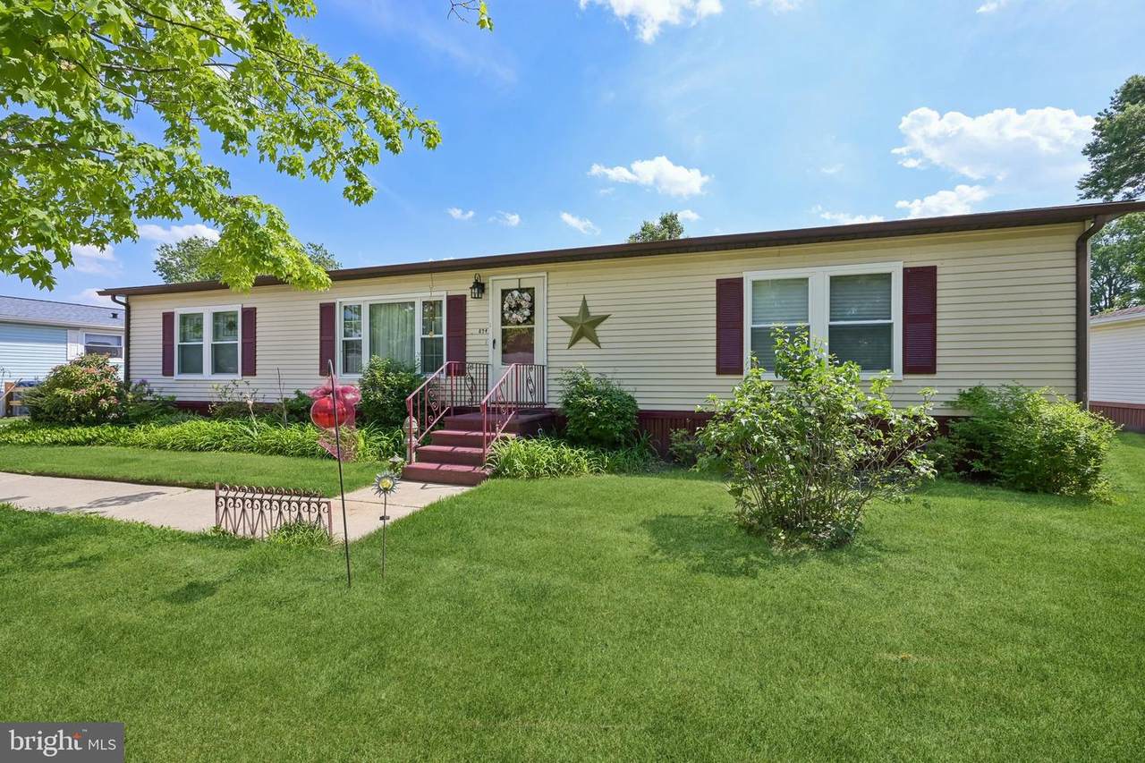 874 Woodchuck Drive - Photo 1