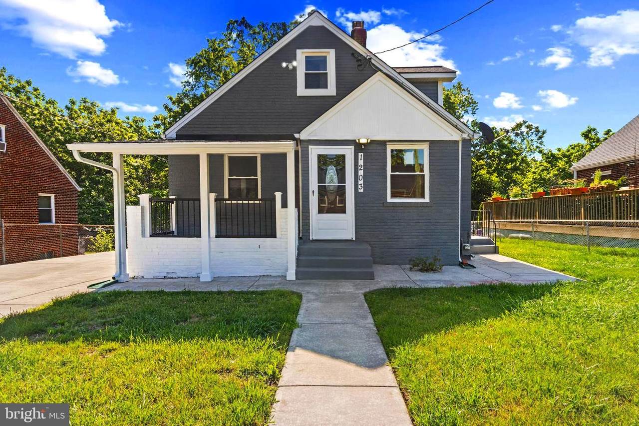 1203 Farmingdale Avenue - Photo 1