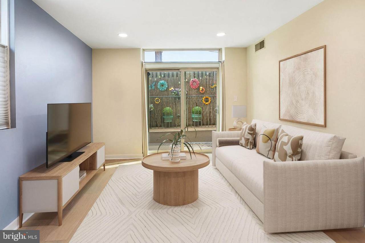 2535 13TH Street - Photo 1