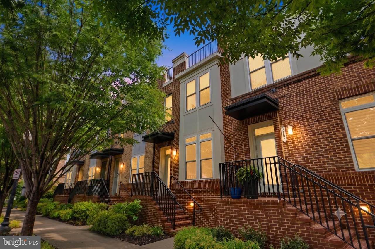 1149 Monroe Street - Photo 1
