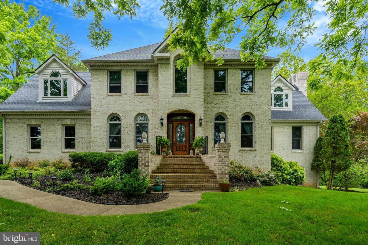 7929 Wellington Drive - Photo 1