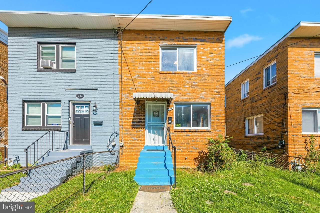 206 53RD Street - Photo 1