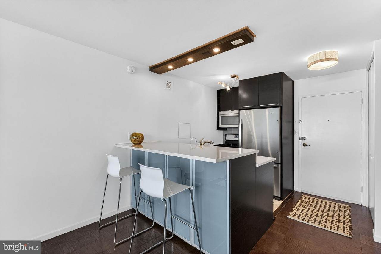 2030 F Street - Photo 1