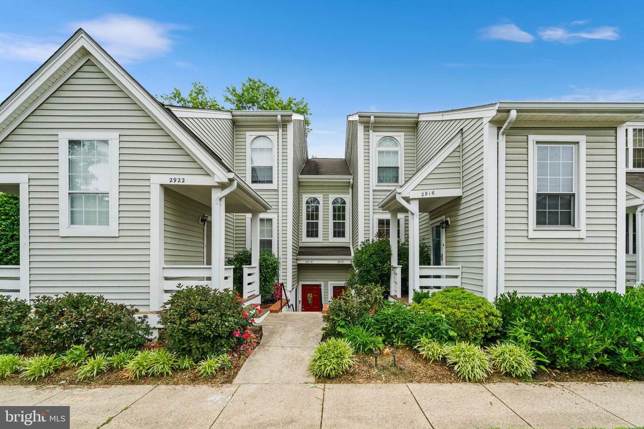 2912 Yarling Court - Photo 1