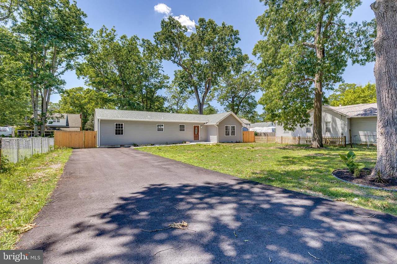 140 9TH Avenue - Photo 1