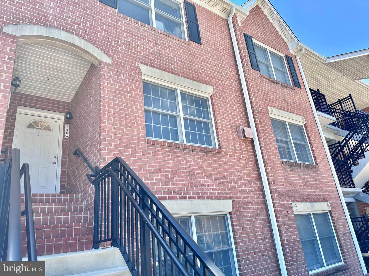 6924 Fairfax Drive - Photo 1