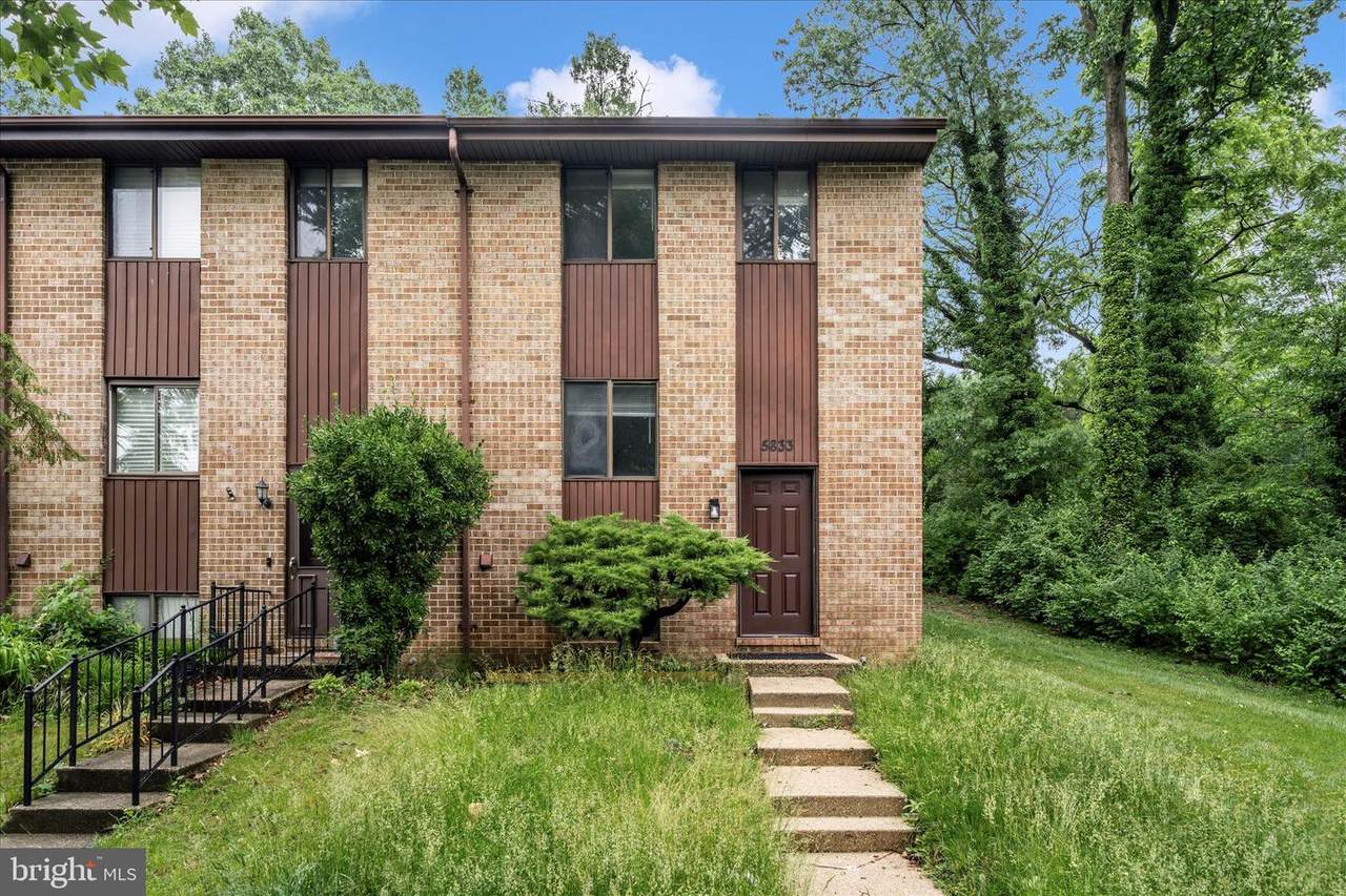5833 Diggers Lane - Photo 1