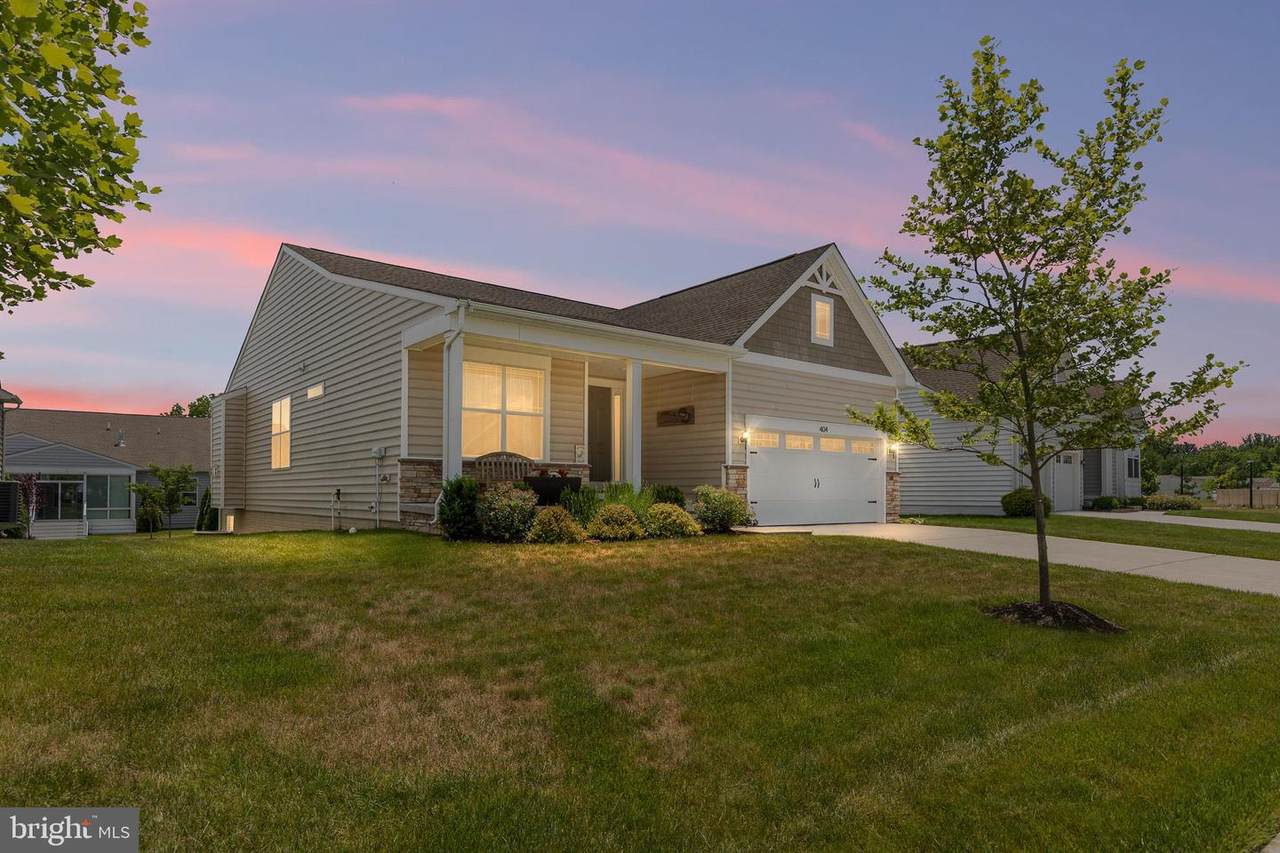 404 Paper Birch Street - Photo 1