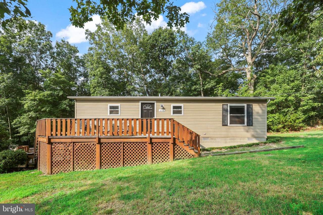 173 Meadow Road - Photo 1